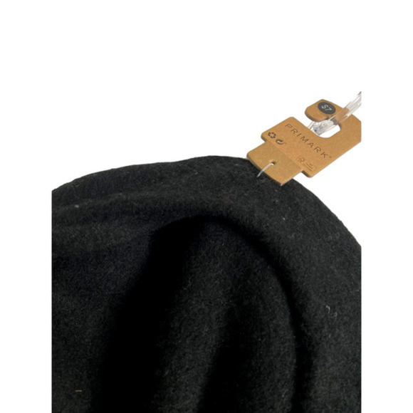 Black Hat - Picture 3 of 6